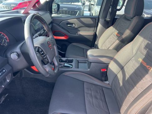 Certified 2023 Nissan Frontier PRO-4X w/ Technology Package image 4