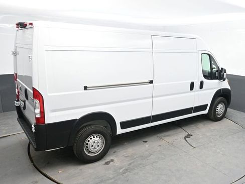 Used 2025 RAM ProMaster 2500 w/ Convenience Group image 28