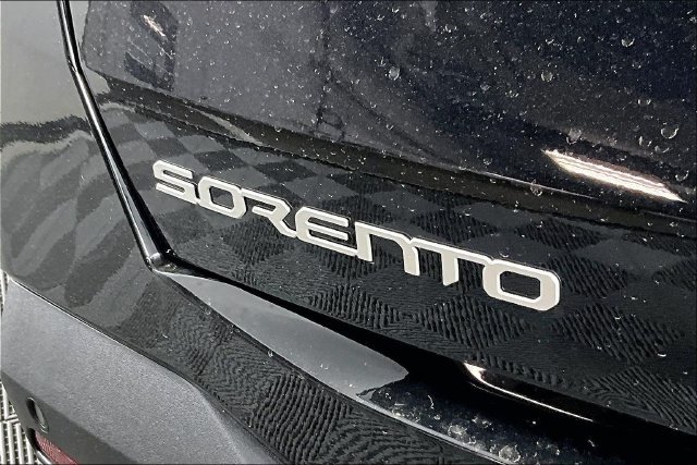 Certified 2026 Kia Sorento S FWD image 10