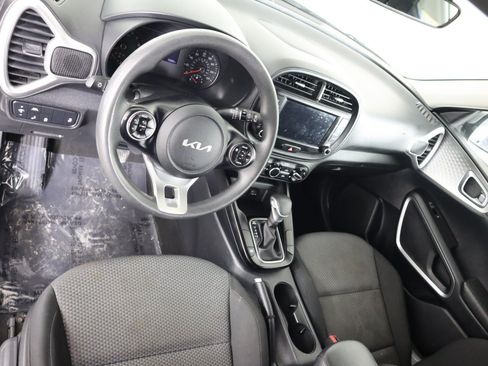 Used 2022 Kia Soul LX w/ Technology Package FWD image 15