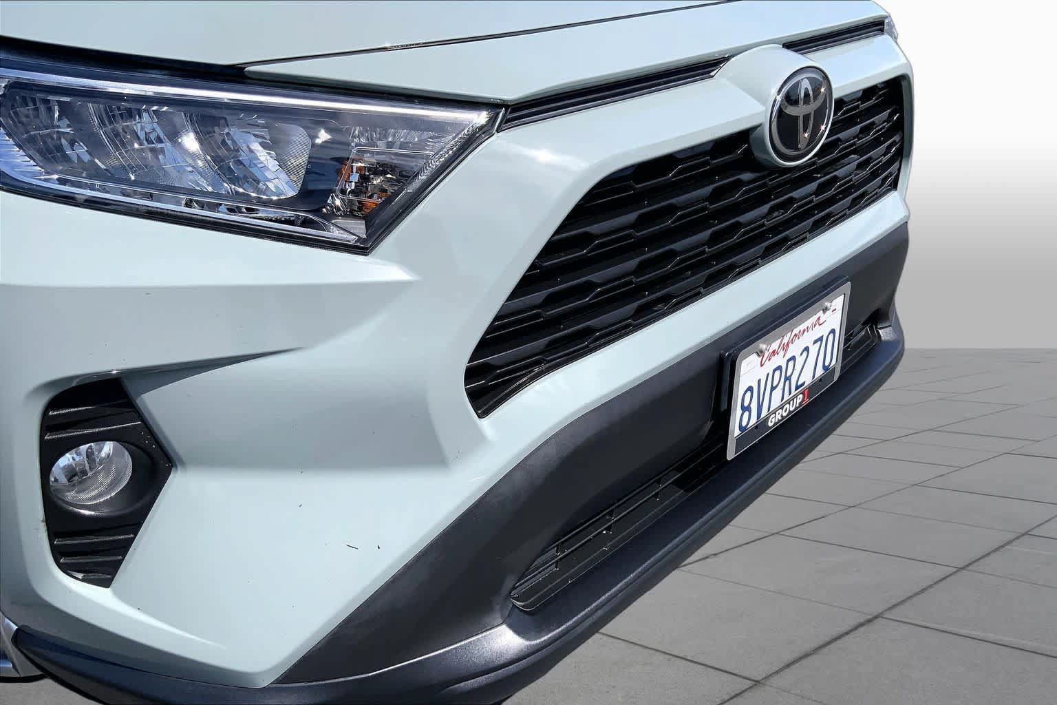 Used 2021 Toyota RAV4 XLE Premium AWD/4WD image 29