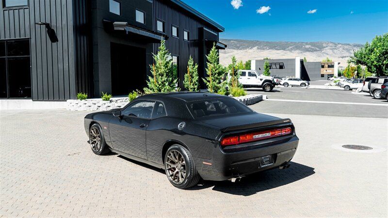Used 2014 Dodge Challenger SRT8 w/ Harman/Kardon Audio Group RWD image 8