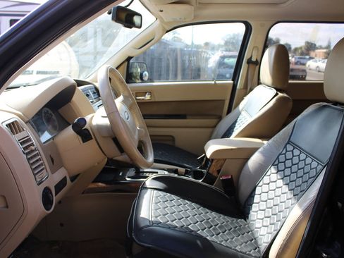 Used 2009 Ford Escape Limited image 5