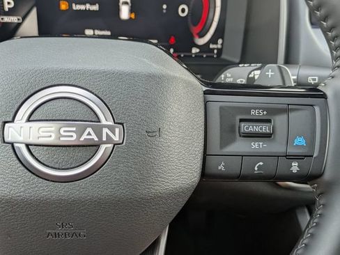 Used 2026 Nissan Rogue SL AWD/4WD image 19