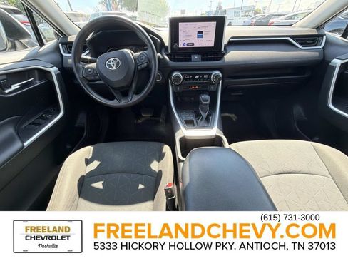Used 2023 Toyota RAV4 XLE AWD/4WD image 20