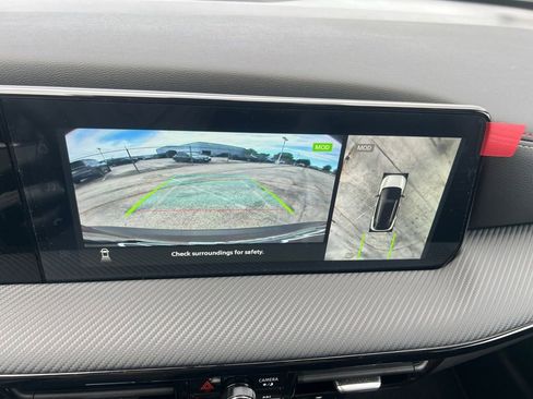 New 2026 Nissan Kicks SR w/ Cold Weather Package image 9