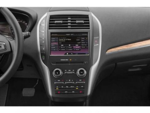 Used 2015 Lincoln MKC AWD w/ Equipment Group 101A Select image 10