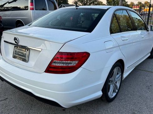 Used 2013 Mercedes-Benz C 250 Sedan image 8