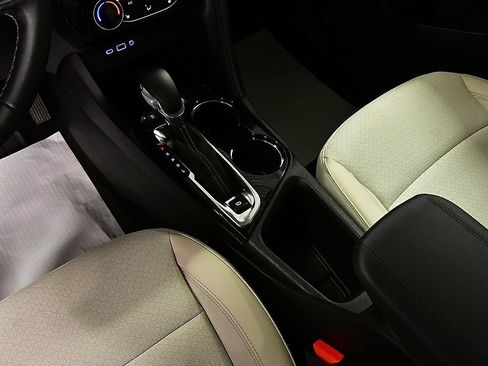 Used 2023 Buick Encore GX Preferred w/ Cold Weather Comfort Package AWD/4WD image 20