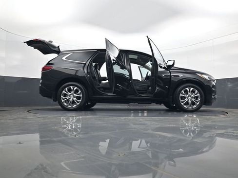 Used 2021 Buick Enclave Avenir w/ Avenir Technology Package image 34