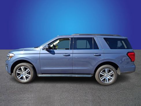Used 2022 Ford Expedition XLT AWD/4WD image 7