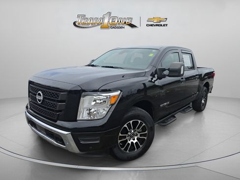 Used 2024 Nissan Titan SV w/ SV Convenience Package AWD/4WD image 4