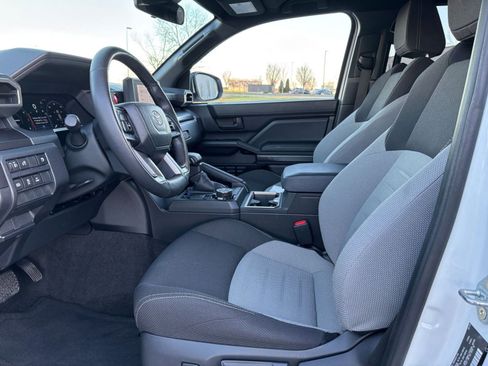 Used 2025 Toyota 4Runner TRD Off Road image 27