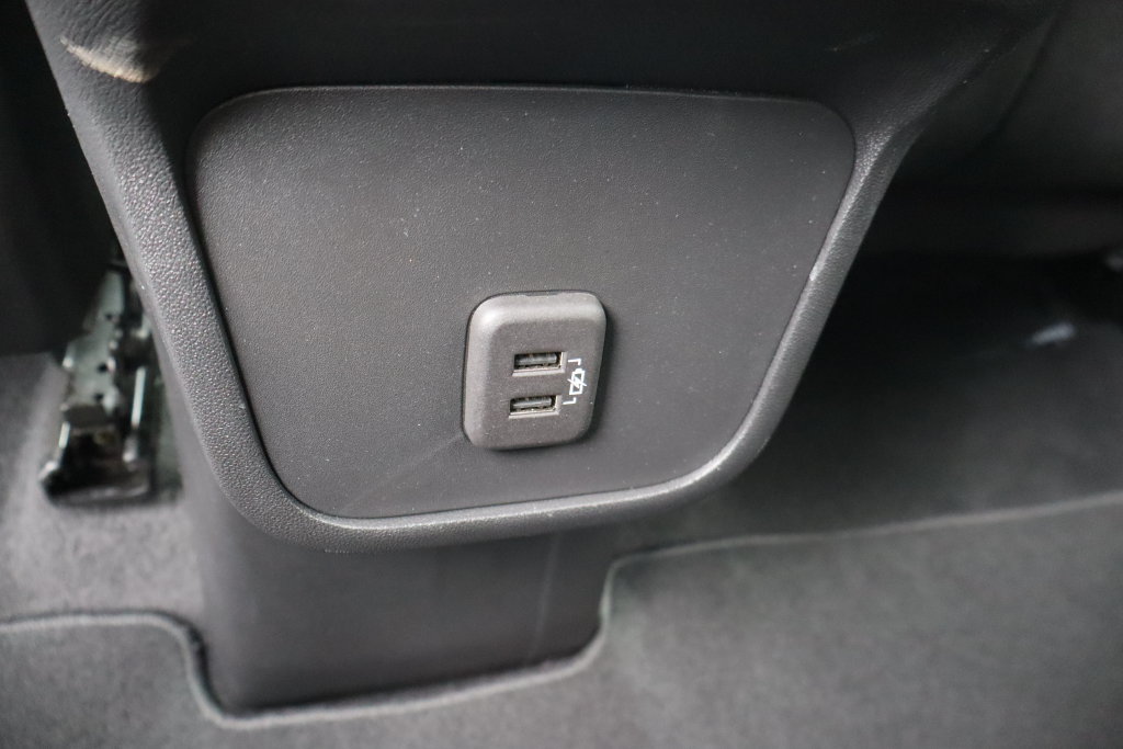Used 2023 Chevrolet Equinox LT FWD image 17
