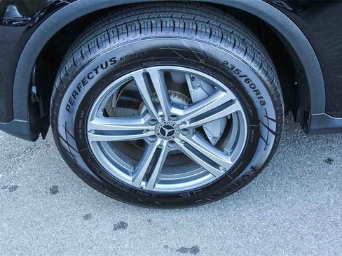 Used 2021 Mercedes-Benz GLC 300 image 9