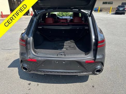 Used 2022 Genesis GV70 3.5T Sport w/ Sport Advanced Package AWD/4WD image 23