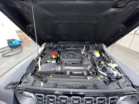 New 2025 Jeep Wrangler Unlimited Sport image 12