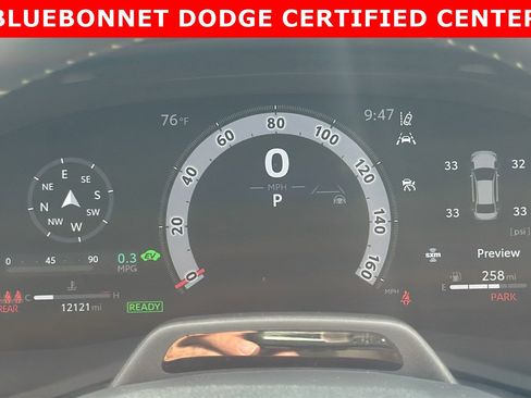 Used 2025 Toyota Camry XLE w/ Premium Plus Package image 20