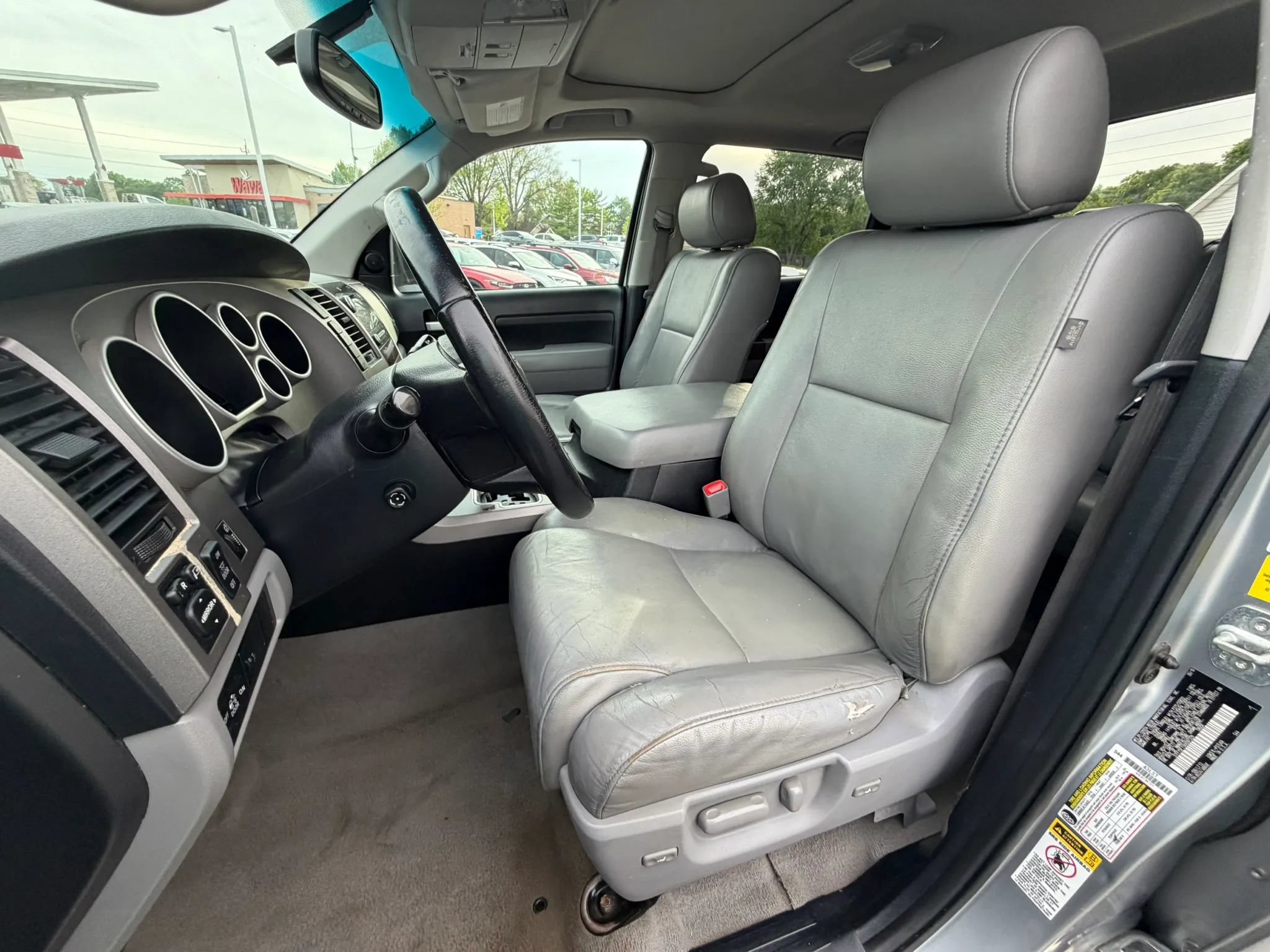 Used 2010 Toyota Tundra Limited RWD image 19