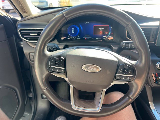 Used 2020 Ford Explorer Platinum AWD/4WD image 8