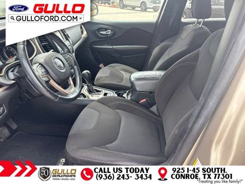 Used 2015 Jeep Cherokee Latitude FWD image 5