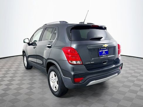 Used 2018 Chevrolet Trax LT w/ LT Convenience Package image 7