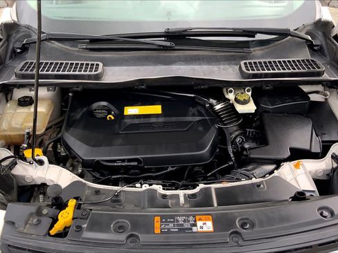 Used 2016 Ford Escape Titanium FWD image 31