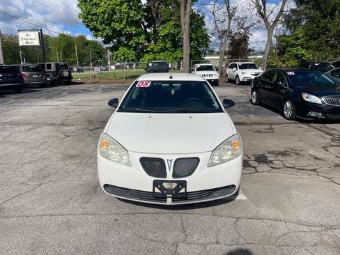 Used 2008 Pontiac G6 Sedan w/ Sport Package FWD image 2