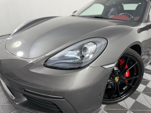 Used 2017 Porsche 718 Boxster S RWD image 11