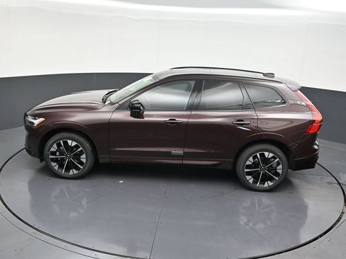 Used 2026 Volvo XC60 B5 Plus AWD/4WD image 15