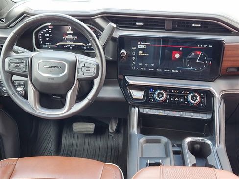 Used 2024 GMC Sierra 2500 Denali Ultimate w/ Max Trailering Package image 28