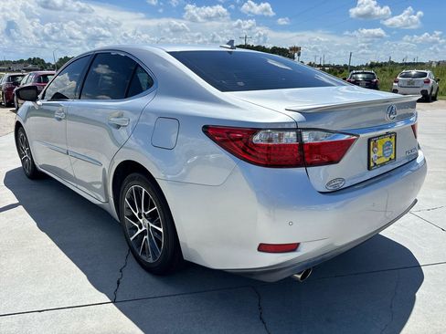 Used 2014 Lexus ES 350 w/ Premium Package FWD image 6