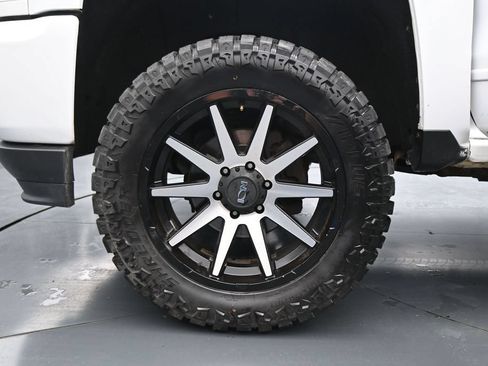 Used 2017 Chevrolet Silverado 1500 LT w/ All Star Edition AWD/4WD image 24