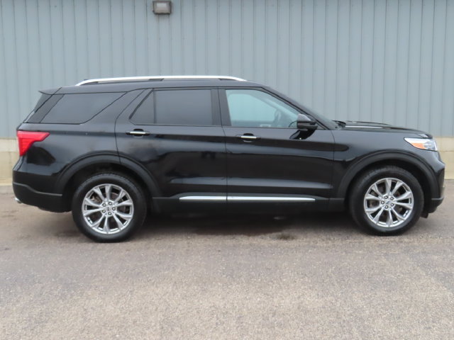 Used 2024 Ford Explorer Limited AWD/4WD image 3