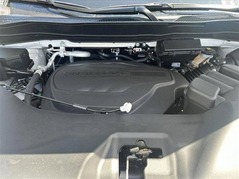 New 2025 Honda Ridgeline RTL image 17