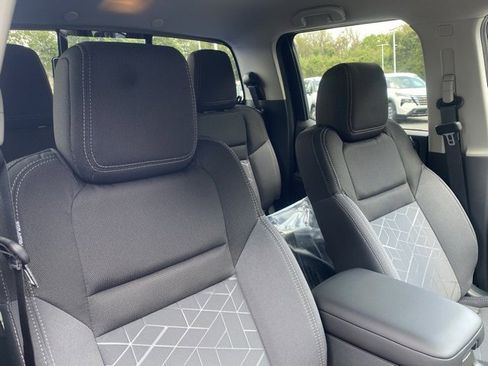 New 2026 Nissan Frontier SV w/ All-Weather Content Package image 28