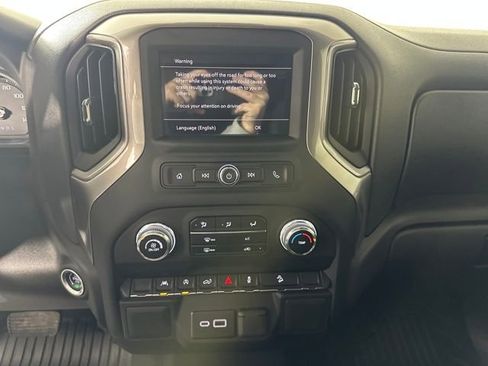Used 2024 GMC Sierra 1500 Pro w/ Pro Value Package image 21
