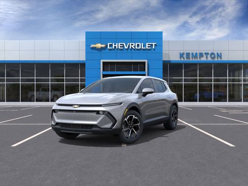 New 2026 Chevrolet Equinox EV LT w/ Comfort Package image 6