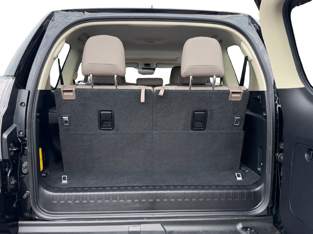 Certified 2023 Lexus GX 460 Premium w/ Premium Package AWD/4WD image 13