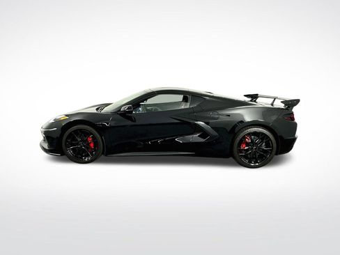 Used 2024 Chevrolet Corvette Stingray Preferred Cpe w/ Battery Protection Package RWD image 5