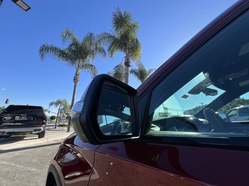 Used 2023 Chevrolet Traverse RS w/ LPO, Cargo Package image 19