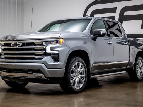 Used 2026 Chevrolet Silverado 1500 High Country image 33