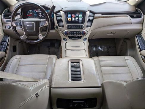 Used 2018 GMC Yukon XL Denali image 21
