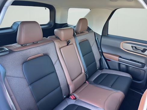 New 2025 Ford Bronco Sport Outer Banks w/ Outer Banks Tech Package+ AWD/4WD image 35