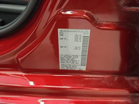 Used 2024 Nissan Altima 2.5 SR w/ SR Premium Package FWD image 40