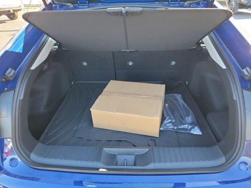 New 2026 Toyota Prius Plug-In Hybrid image 8