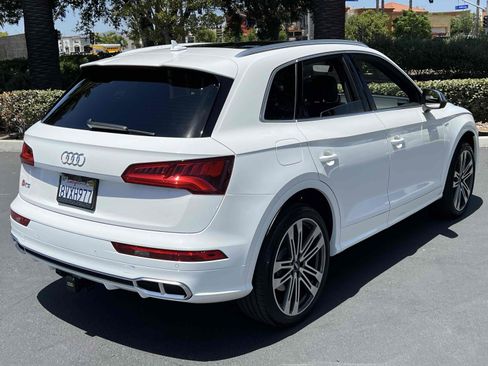 Used 2018 Audi SQ5 Prestige w/ Prestige Package image 17