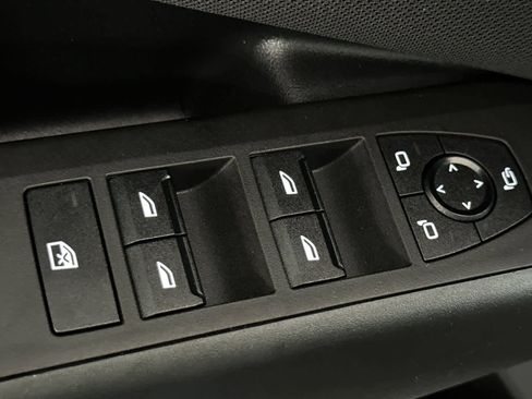 Used 2025 BMW X3 xDrive30i w/ Convenience Package image 13