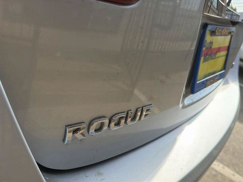 Used 2013 Nissan Rogue S w/ Special Edition Pkg FWD image 38