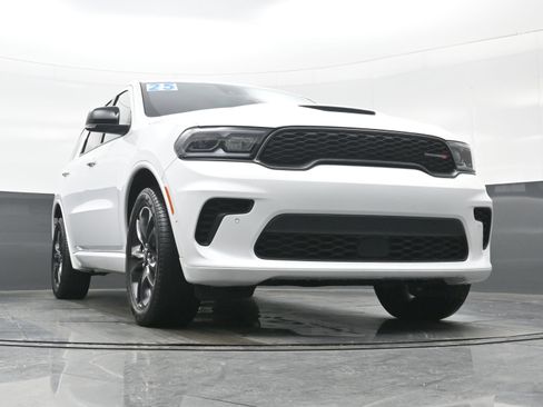 Used 2025 Dodge Durango GT image 33